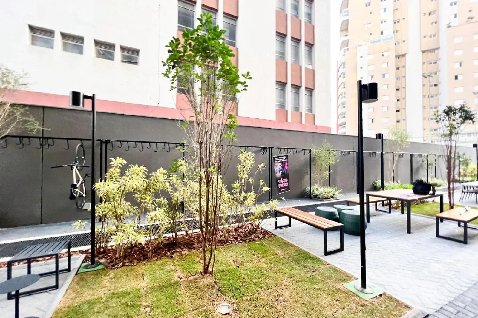 Apartamento Com Varanda Excelente Localizacao No Itaim Bibi Sao Paulo Apartment