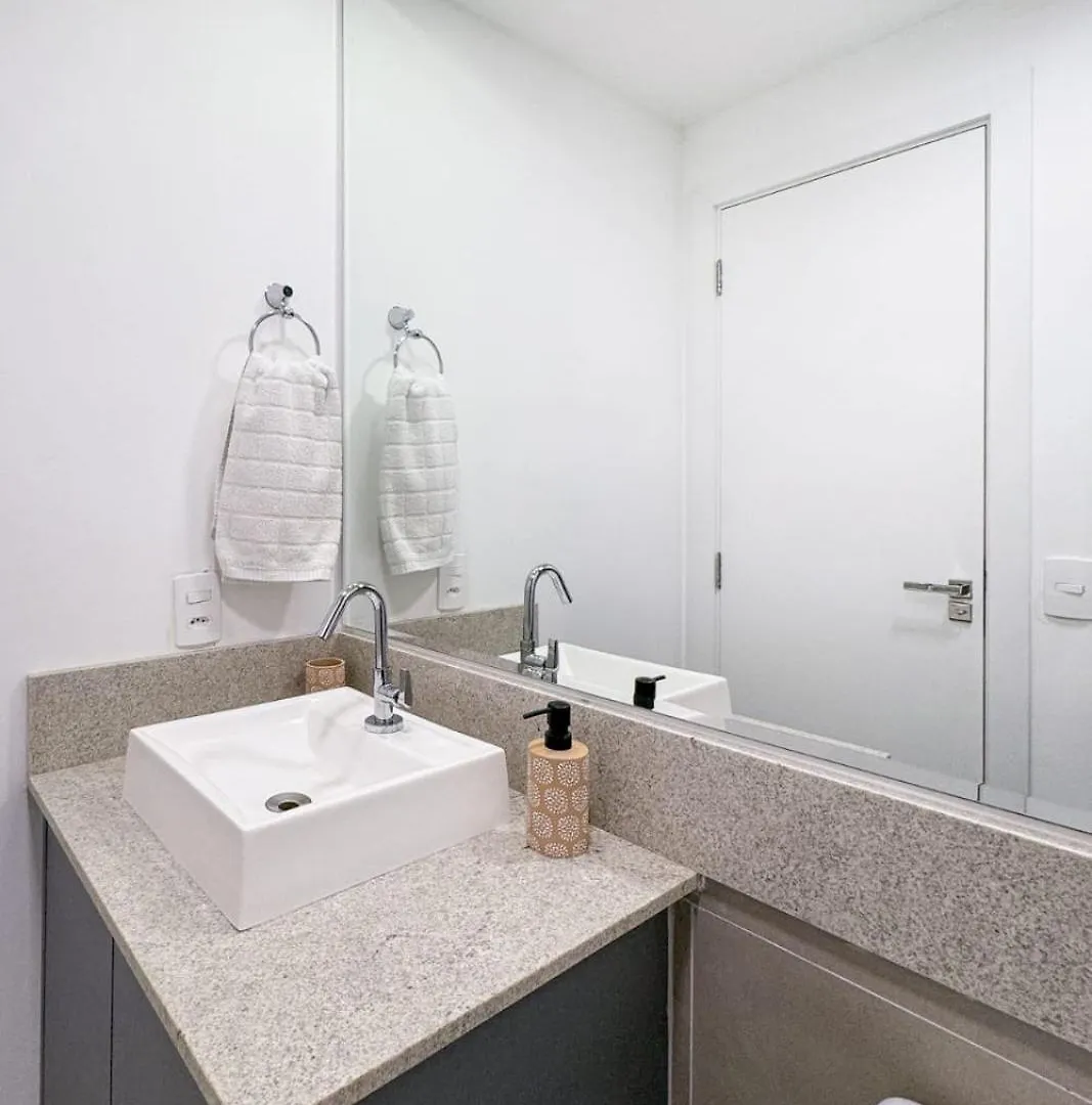 Apartamento Com Varanda Excelente Localizacao No Itaim Bibi Sao Paulo 0*,  Brazil